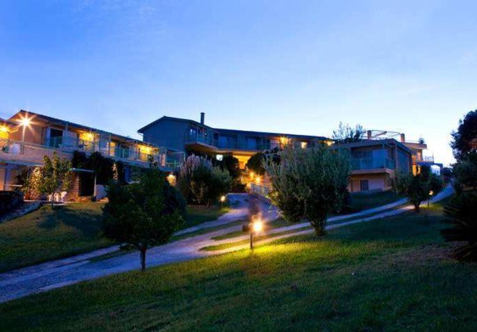 Daphne Holiday Club Chalkidiki Buitenkant foto